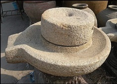 โม่แป้งโบราณ เนื้อหินแกรนิตแท้ โม่มือหมุนแบบโบราณ