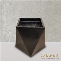 กระถางต้นไม้ไฟเบอร์กลาส Prism-S