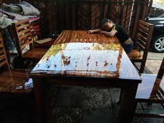 โต๊ะไม้แผ่นเดียว 1.5 m. + เก้าอี้ 4