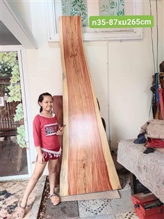 (ขายแล้ว)ท๊อปเคาเตอร์ไม้ประดู่   ก 35-87 cm x ยาว 265 cm.