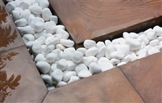 white pebble กรวดขาวพิเศษ หินขาวพิเศษ ซุปเปอร์ไวท์ ขนาด 2-4 