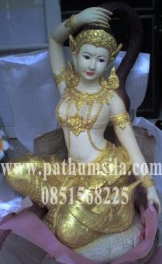 พระแม่ธรณีบีบมวยผม Earth Mother Goddess Sculp