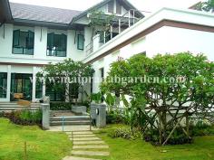 บ้านในโครงการหมู่บ้านชวนชื่น ฟลอร่าวิลล์