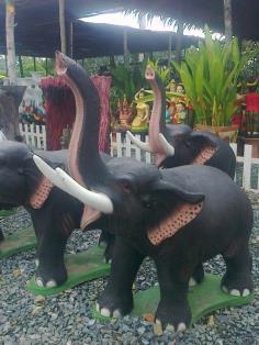 ช้างปูนปั้น