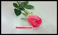 (ดอกไม้ปลอม)ดอกกุหลาบปลอมสีชมพู ดอกขนาด 5 cm ราคาถูก 