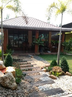 รับออกแบบจัดสวน ดูแลสวนทำน้ำตกบ่อปลา
