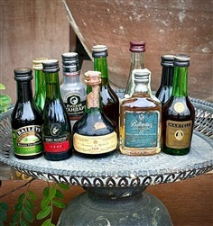 เหล้าจิ๋ว เหล้าขวดเล็ก เหล้ามินิ เหล้าจำลอง