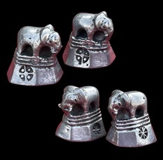 พดด้วงช้าง พดด้วงโบราณ พิมพ์ช้าง พดด้วงรูปช้าง