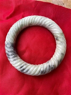 กำไลหยก วงใหญ่ ลายเกลียวเชือก กำไลหยกพม่า หนา15มิล