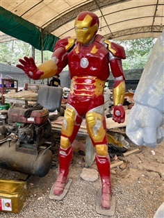 ไอร่อนแมน หุ่นโชว์ไอร่อนแมน ขนาดสูง2เมตร ฮีโร่