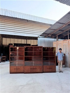 ตู้โชว์ ตู้ใส่หนังสือ 4 ตอน อายุประมาณ 50-60 ปี