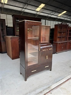 ตู้โชว์ฟอร์มพิเศษอายุเกิน 60 ปี