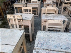 โต๊ะนักเรียนเก่า