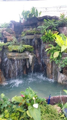 น้ำตกขนาดสูง 2.5 เมตร สวย มือ 2 