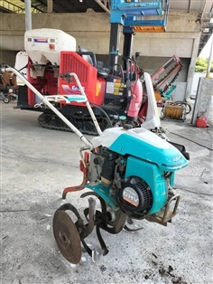 รถพรวนดิน kubota