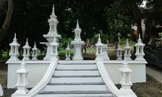 ชุดปราสาทเฟือง ศาล โคมไฟ มีหลายแบบ