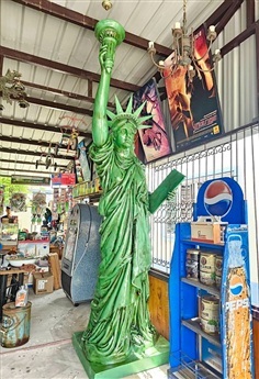 หุ่นโมเดล เทพีเสรีภาพ Statue of Liberty สูง3เมตร