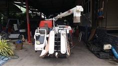 รถเกี่ยวนวดข้าว KUBOTA AR218 (ขายแล้ว)