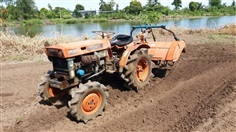 รถไถนั่งขับเก่าญี่ปุ่น KUBOTA B7000 (ขายแล้ว)