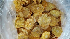 สับปะรดภูแลอบแห้ง 100 % Dried Pineapple