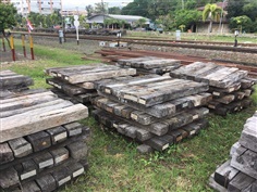 จำหน่าย ไม้หมอนรถไฟ ขนาด 6 x 8 ยาว 2 เมตร