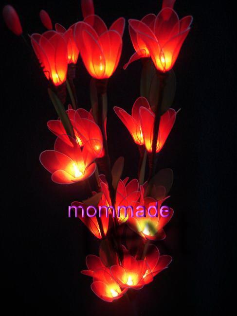 โคมไฟดอกลีลาวดีสีแดง | ร้านไฟดอกไม้ mommade  -  กรุงเทพมหานคร