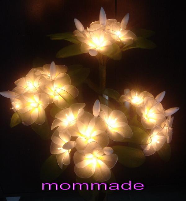 โคมไฟดอกลีลาวดี | ร้านไฟดอกไม้ mommade  -  กรุงเทพมหานคร