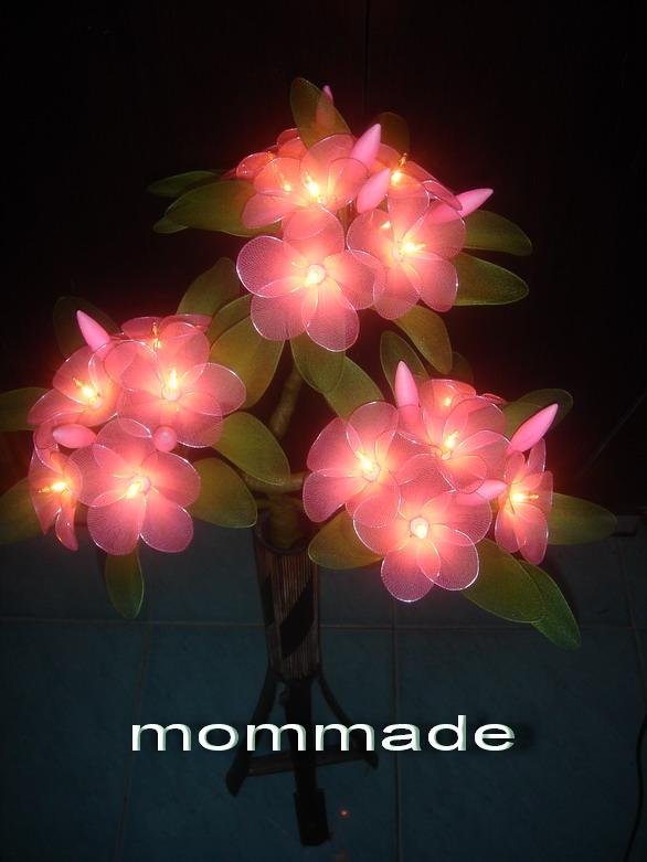 โคมไฟดอกลีลาวดีสีชมพู | ร้านไฟดอกไม้ mommade  -  กรุงเทพมหานคร