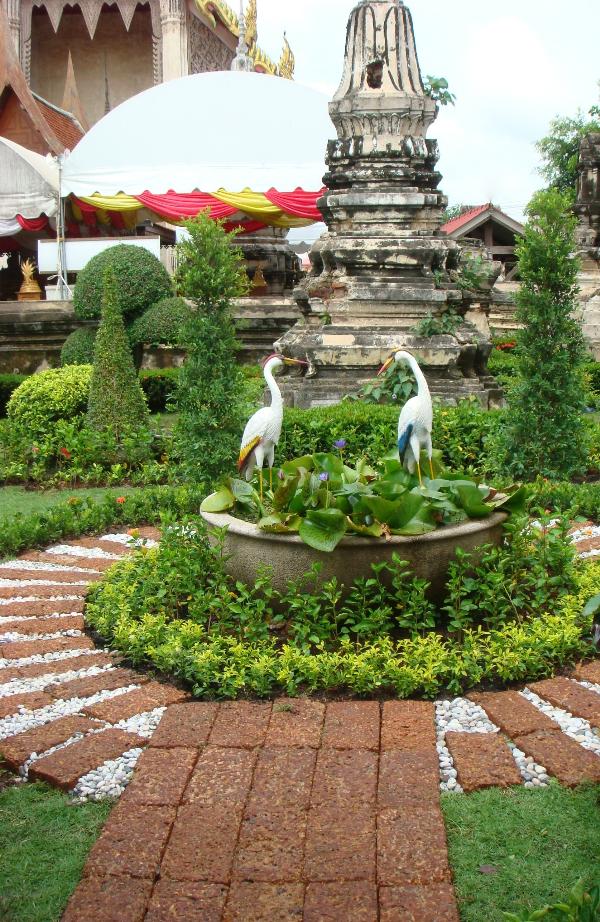 ลวดลาย บนทางเดิน | green living - พระนคร กรุงเทพมหานคร