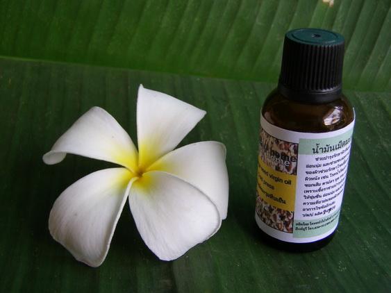 น้ำมันเม็ดมะรุม Moringa oil | Home spa Thai - เมืองสิงห์บุรี สิงห์บุรี