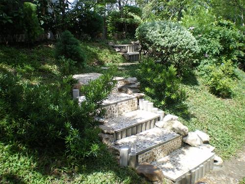 หินแท่งกับการทำขั้นบันได | Pornchai Horticulture(สวนพรชัย) - บางใหญ่ นนทบุรี