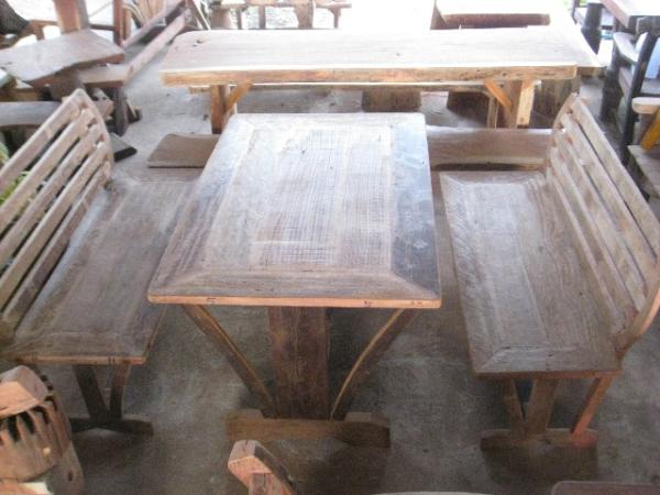 โต๊ะสนามไม้โบราณ ขนาด 80*120 ซม.พนักพิงหลัง | แสงเกษตร - ประจันตคาม ปราจีนบุรี