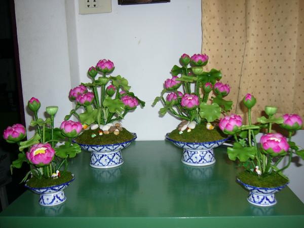 ดอกไม้ประดิษฐ์จากดินไทย(บัวหลวง)