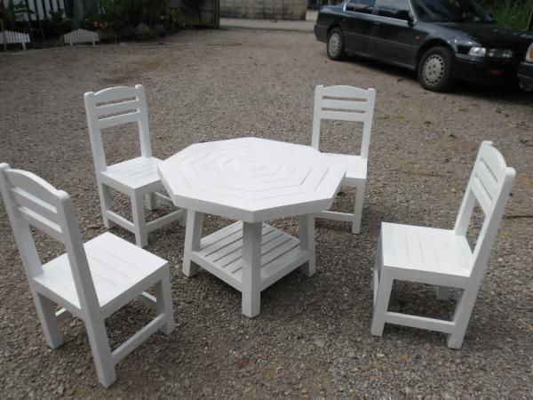 โต๊ะแปดเหลี่ยมสีขาว | Dee Dee OTOP Design Lampang - แม่ทะ ลำปาง
