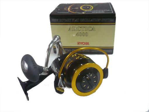 รอกตกปลา Ryobi Arctica 4000 | มิตรเกษตร - พล ขอนแก่น