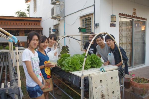 นักศึกษาทำโครงงานไฮโดร | สวนพิณ - ศรีราชา ชลบุรี