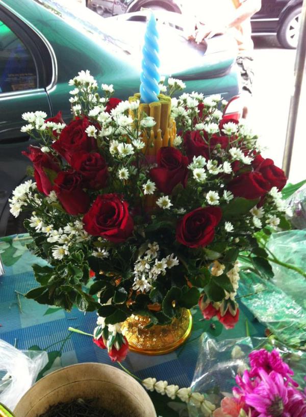 พานดอกไม้ไหว้ครู | นุ บายศรี -  กรุงเทพมหานคร