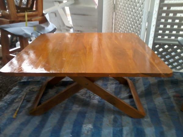 โต๊ะญี่ปุ่น (พับได้) ทำจากไม้สัก ทรง สี่เหลี่ยม