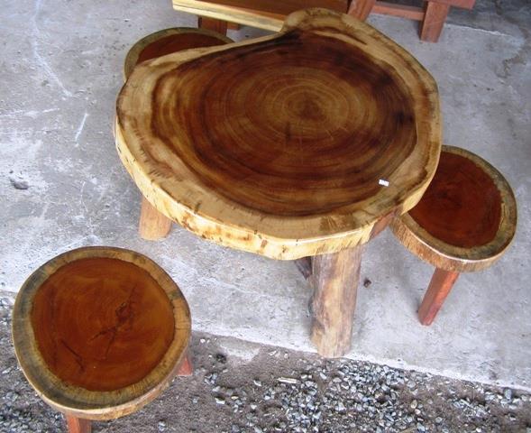โต๊ะไม้ เก้าอี้ 3 ตัว 60x60cm. คลาสสิค | วรรณาดินเผา - โชคชัย นครราชสีมา