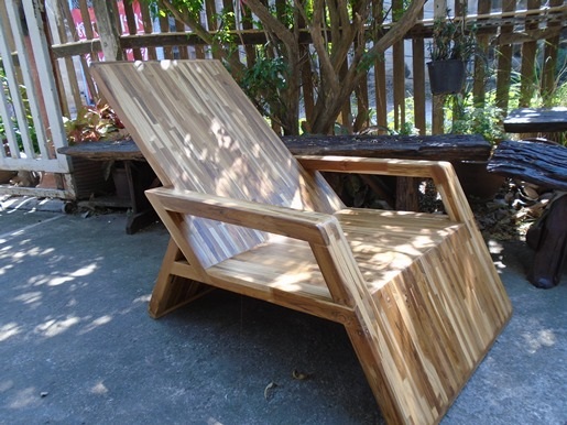 เก้าอี้ไม้ประสานเตียงชายหาด | เฟอร์นิเจอร์สนามเรดวูด - เมืองราชบุรี ราชบุรี