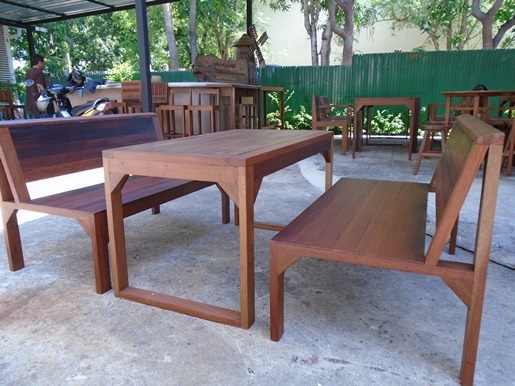 ชุดโต๊ะม้านั่งดำเนิน | เฟอร์นิเจอร์สนามเรดวูด - เมืองราชบุรี ราชบุรี