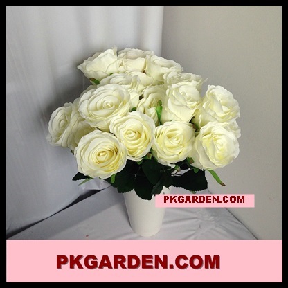 (ดอกไม้ปลอม)ดอกกุหลาบสีขาวช่อ 7 ดอก ราคาถูก คุณภาพดี