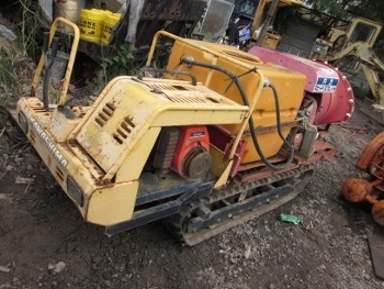 รถฉีดพ่นยา หน้า หลัง ตีนตะขาบ KAWASHIWA เครื่องยนต์เบนซิน  | tractor-backhoe - บางพลี สมุทรปราการ