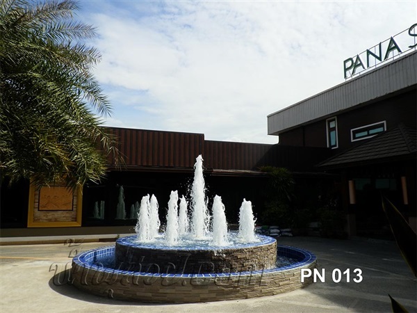 บ่อน้ำพุวงกลม 2 ชั้น หน้าร้าน PANA SPA ที่รังสิต คลอง3 | วังปลาสวย - วังทองหลาง กรุงเทพมหานคร