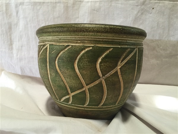 Color Clay Pot (กระถางดินเผาสีคละลาย)