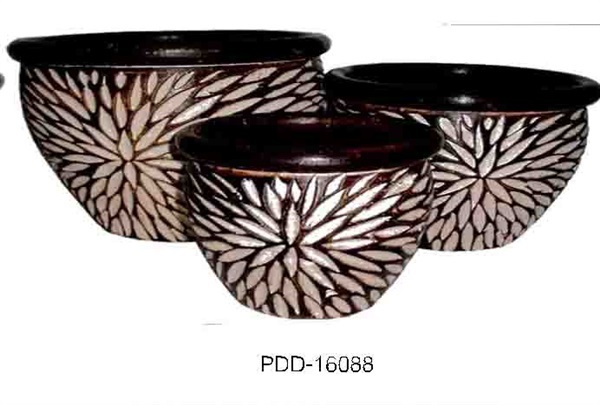 Color Clay Pot (กระถางดินเผาสีคละลาย)