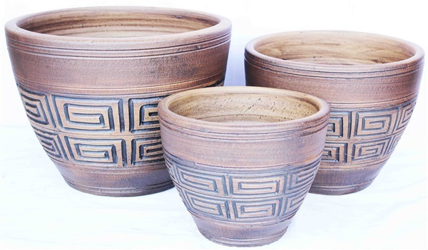 Color Clay Pot (กระถางดินเผาสีคละลาย)