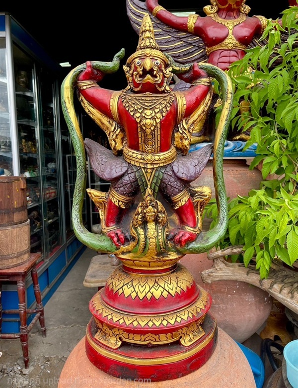 พญาครุฑยุดนาค ครุฑตั้งโต๊ะบูชา พญาครุฑจับนาค | ร้านวังโบราณ - บางบัวทอง นนทบุรี