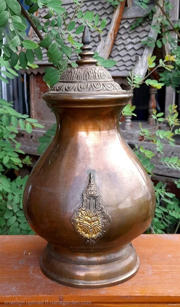 ครอบน้ำมนต์หลวงปู่ชอบ โถน้ำมนต์หลวงปู่ชอบ | ร้านวังโบราณ - บางบัวทอง นนทบุรี