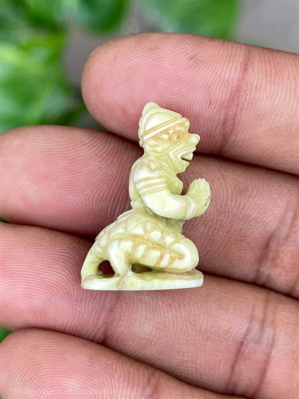 หนุมานงาแกะ พิมพ์โขนทรงเครื่องไหว้ครู หลวงพ่อสุ่น | ร้านวังโบราณ - บางบัวทอง นนทบุรี